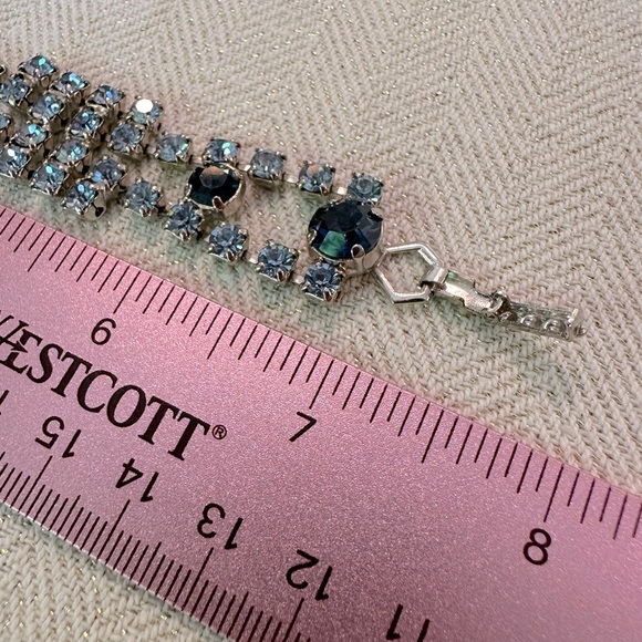 Signed Vintage Kramer Blue Rhinestone Bracelet MCM Tennis Bracelet 7 1/4” 1950’s - Picture 10 of 14